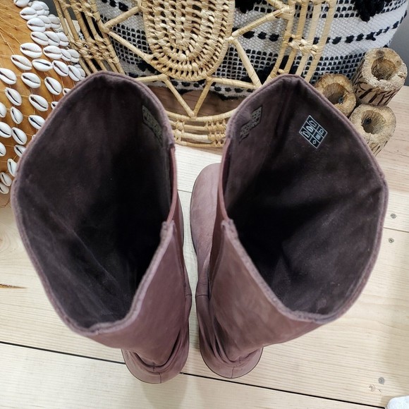 Keen Akita Wedge Slouchy Boots Mid Calf Pull On Mauve Leather Women's 10/40.5 - Picture 13 of 16